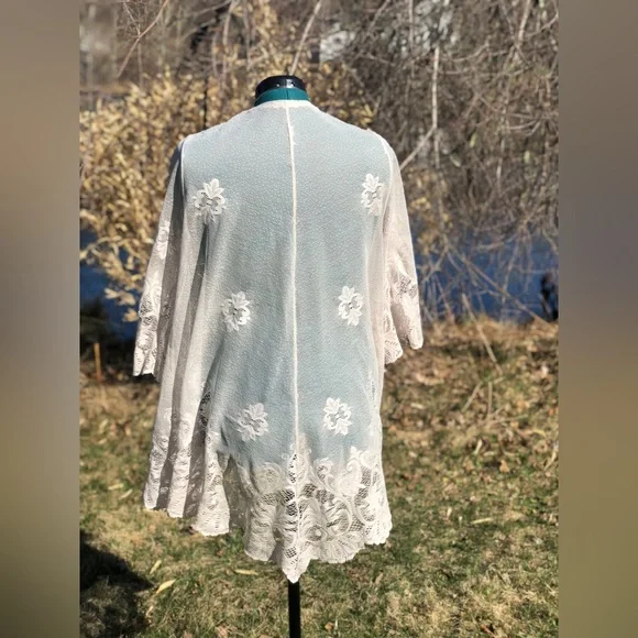 Maurices lacy summer cover - Picture 4 of 4